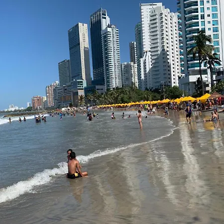 Sol, Arena, Mar, Y Piscina * Cartagena